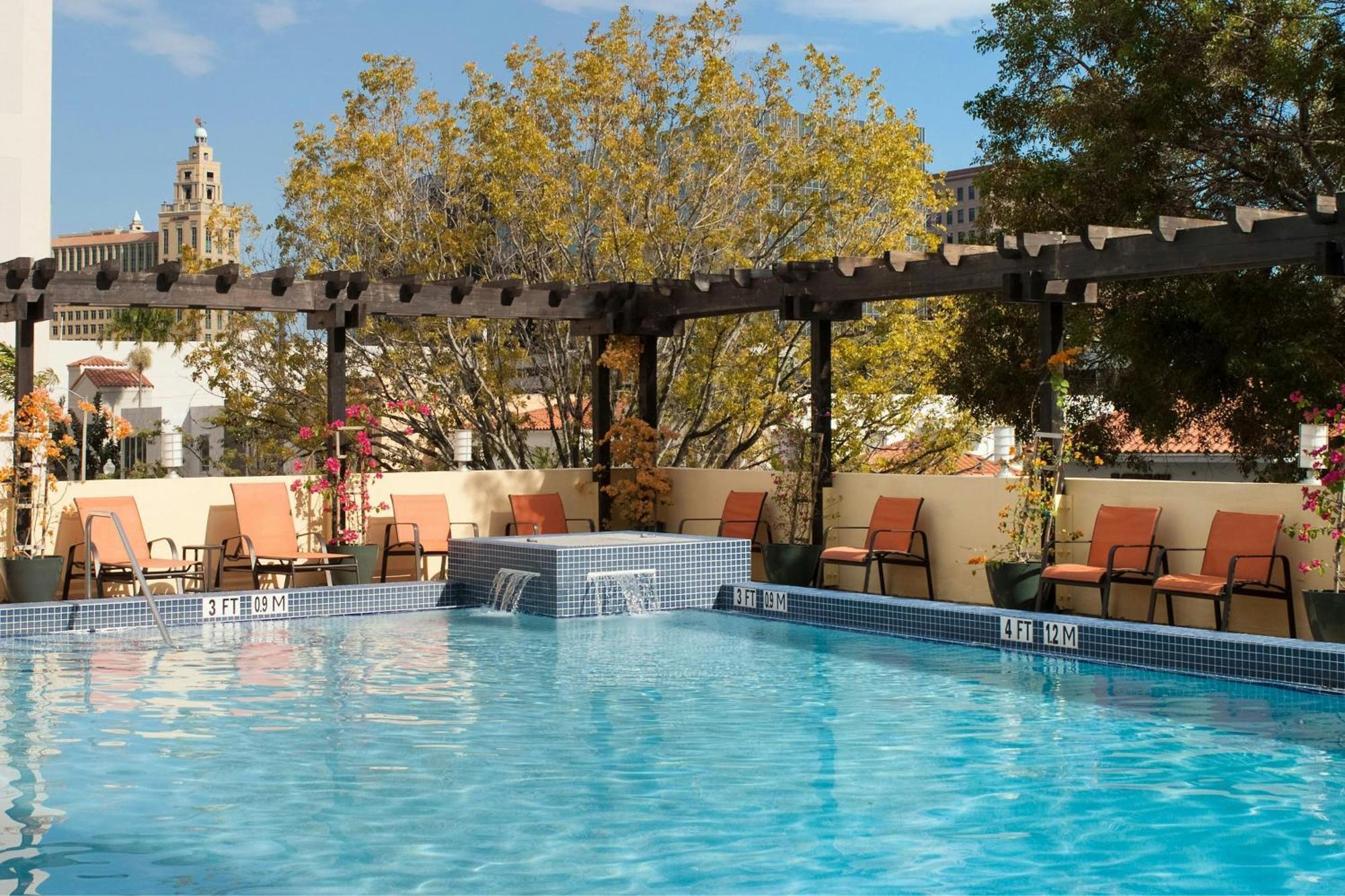 Courtyard Coral Gables Hotel