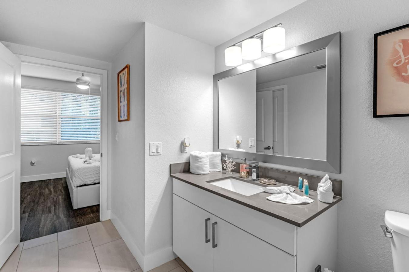 Apartment Stylish 1br Unit With Free Parking Near Wynwood *