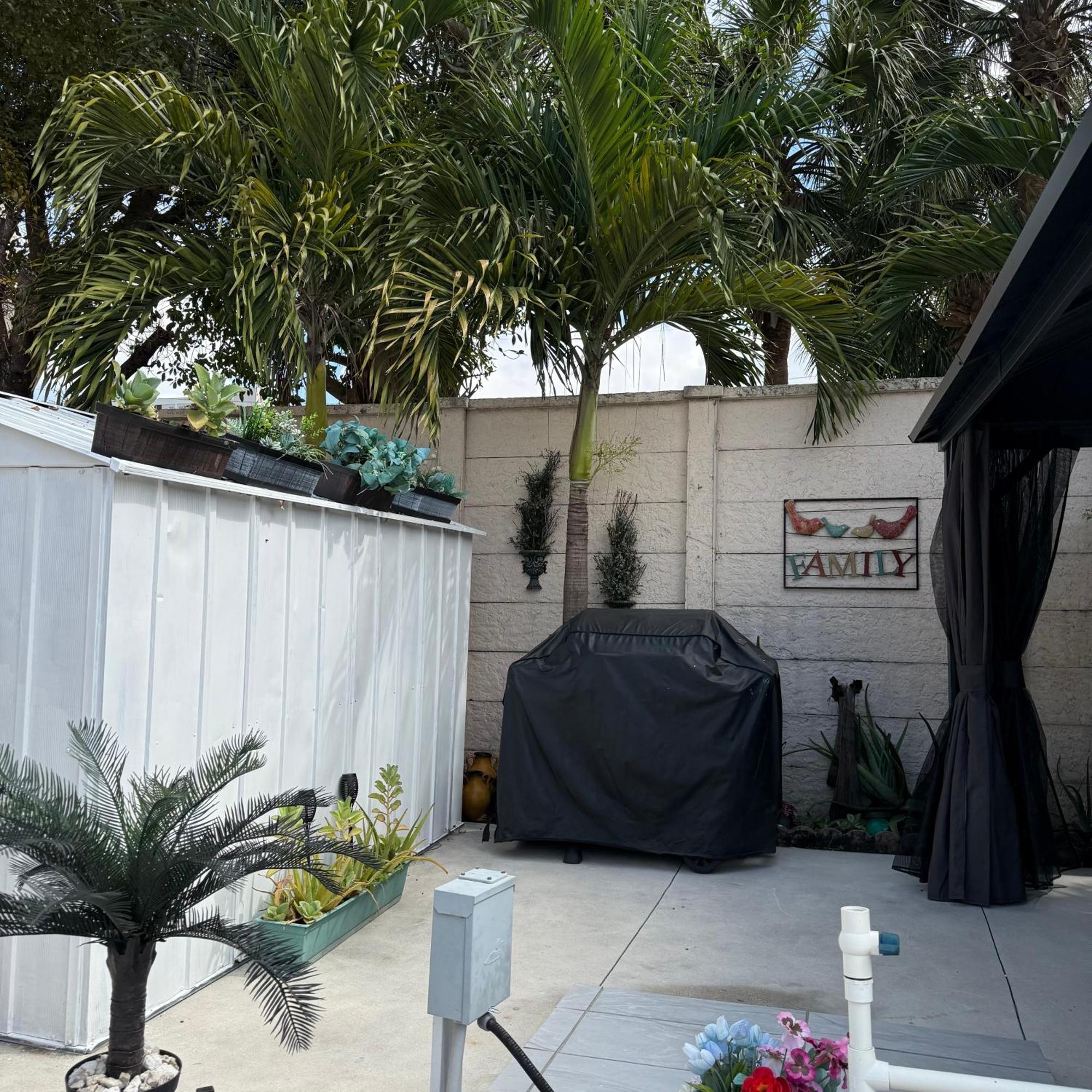 Acomodação com café da manhã  Tiny Place W Private Hot Jacuzzi 7 Min To International Airport