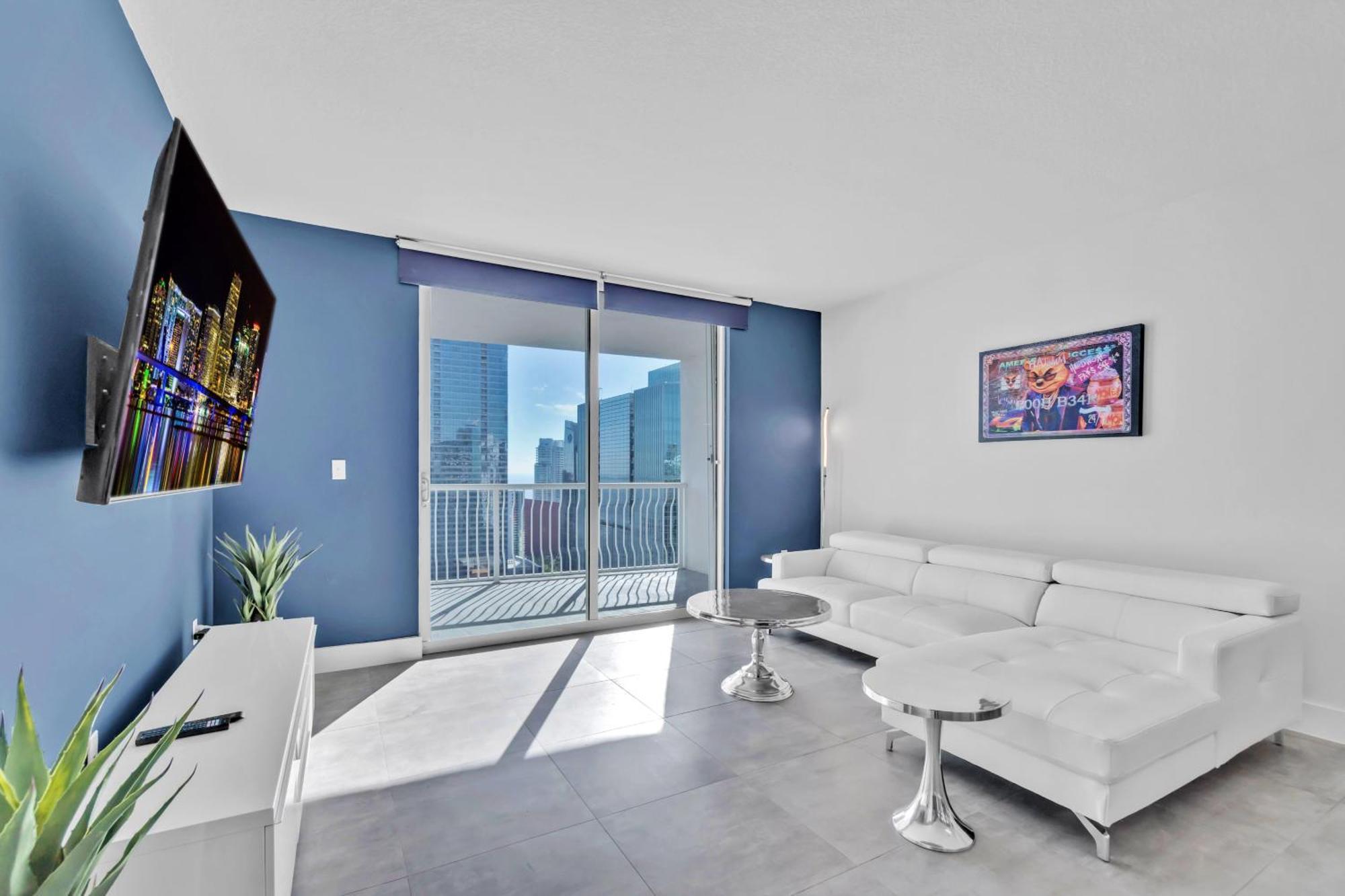 High-end In Glamorous Brickell Apartment