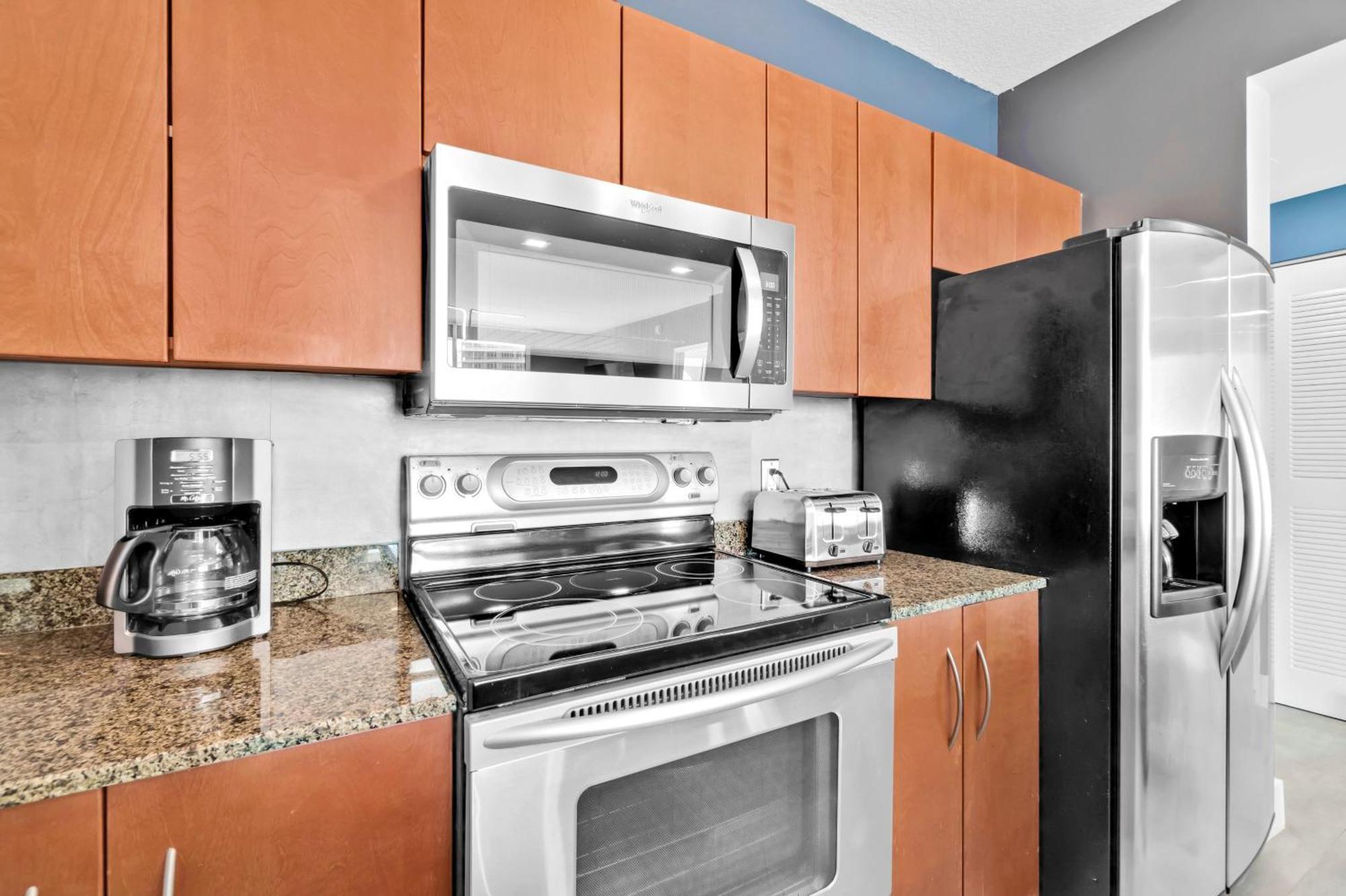 High-end In Glamorous Brickell Apartment *