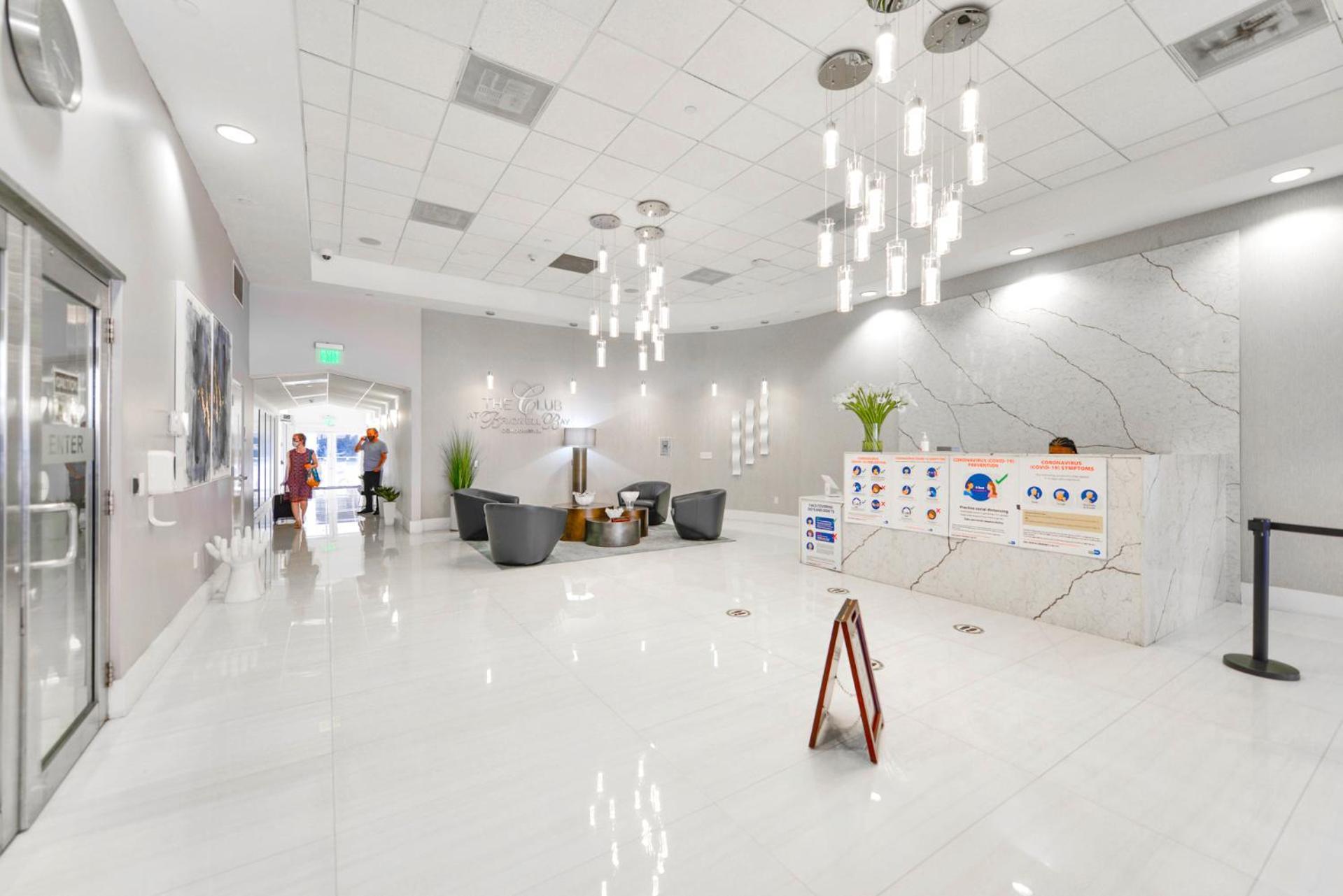 High-end In Glamorous Brickell Apartment