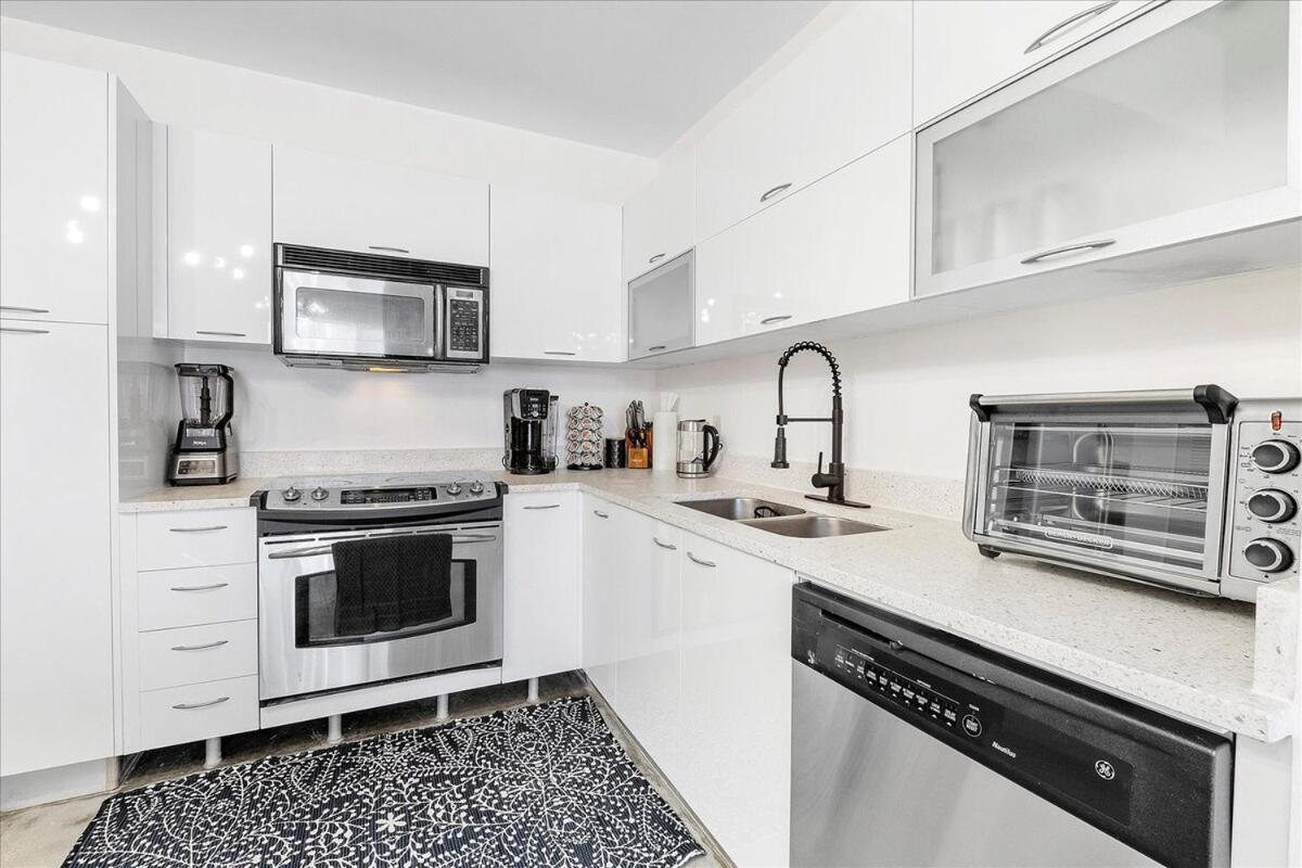 Lux Penthouse Loft - Free Parking - Bay Views * Miami