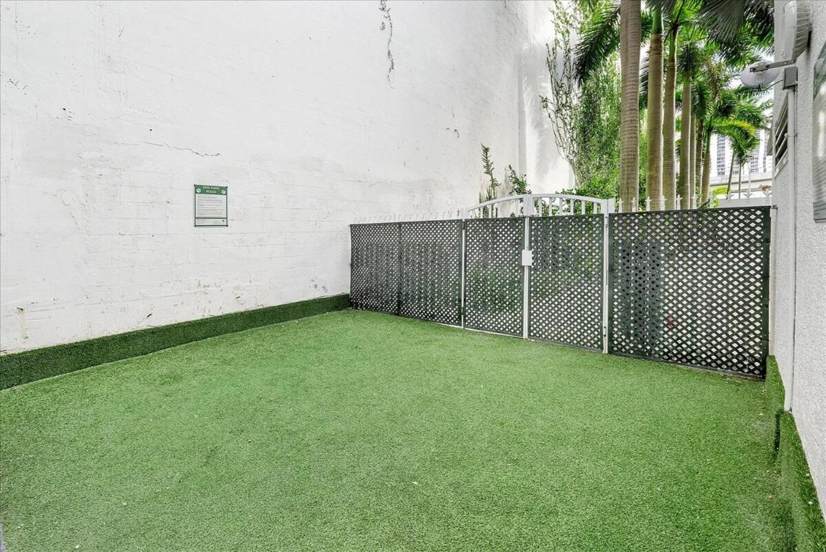 Lux Penthouse Loft - Free Parking - Bay Views Apartment