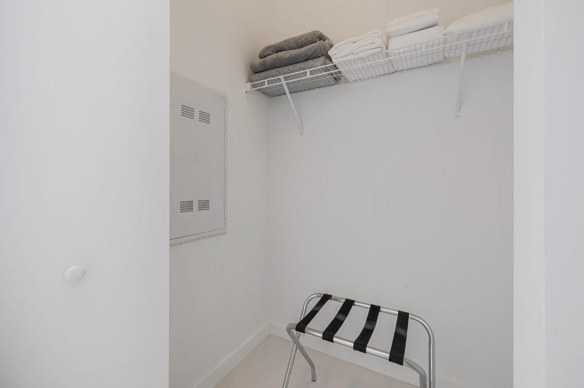 Unique High-rise In Holiday home *
