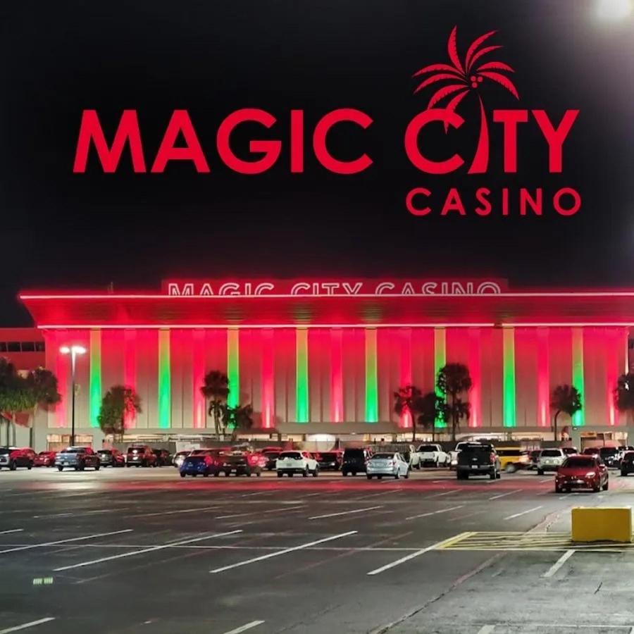Guest W Free Parking At 7 Min To International Airport Hospedagem domiciliar Miami