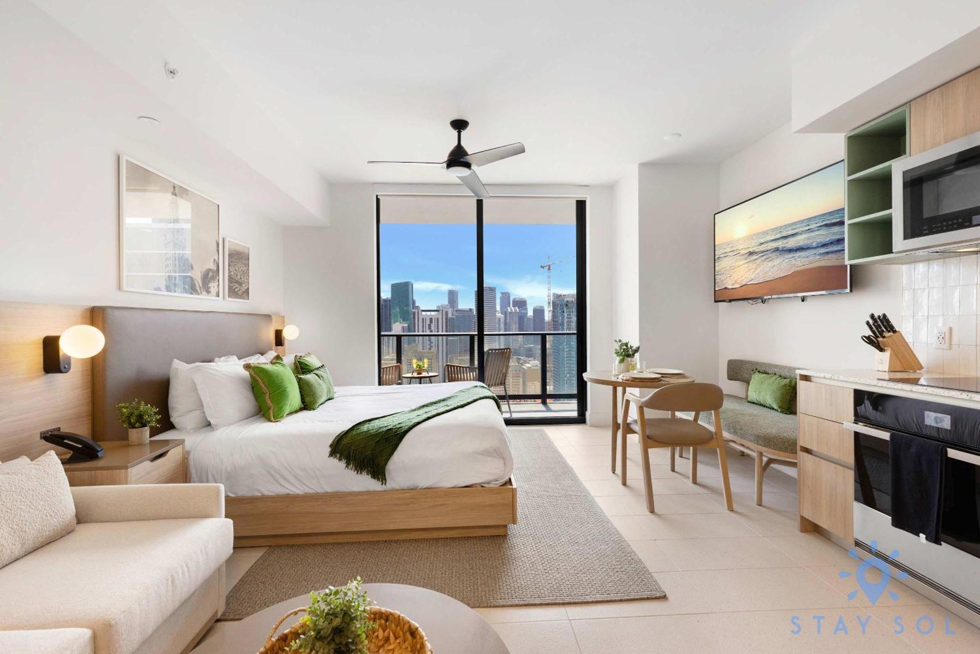 Apartment Stylish -amenities & Pool
