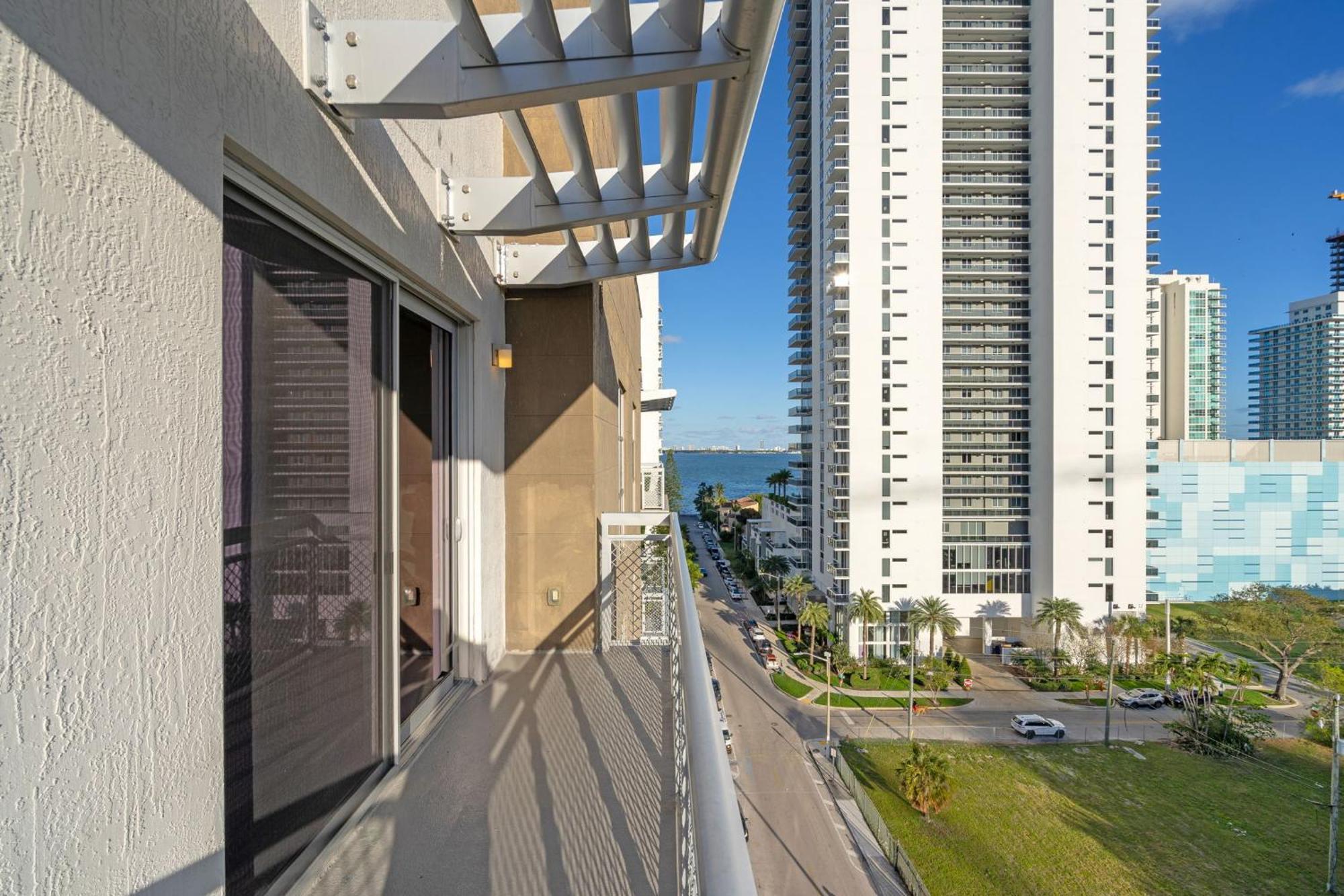 Apartamento Luxury 2br With Views On Biscayne Blvd Miami