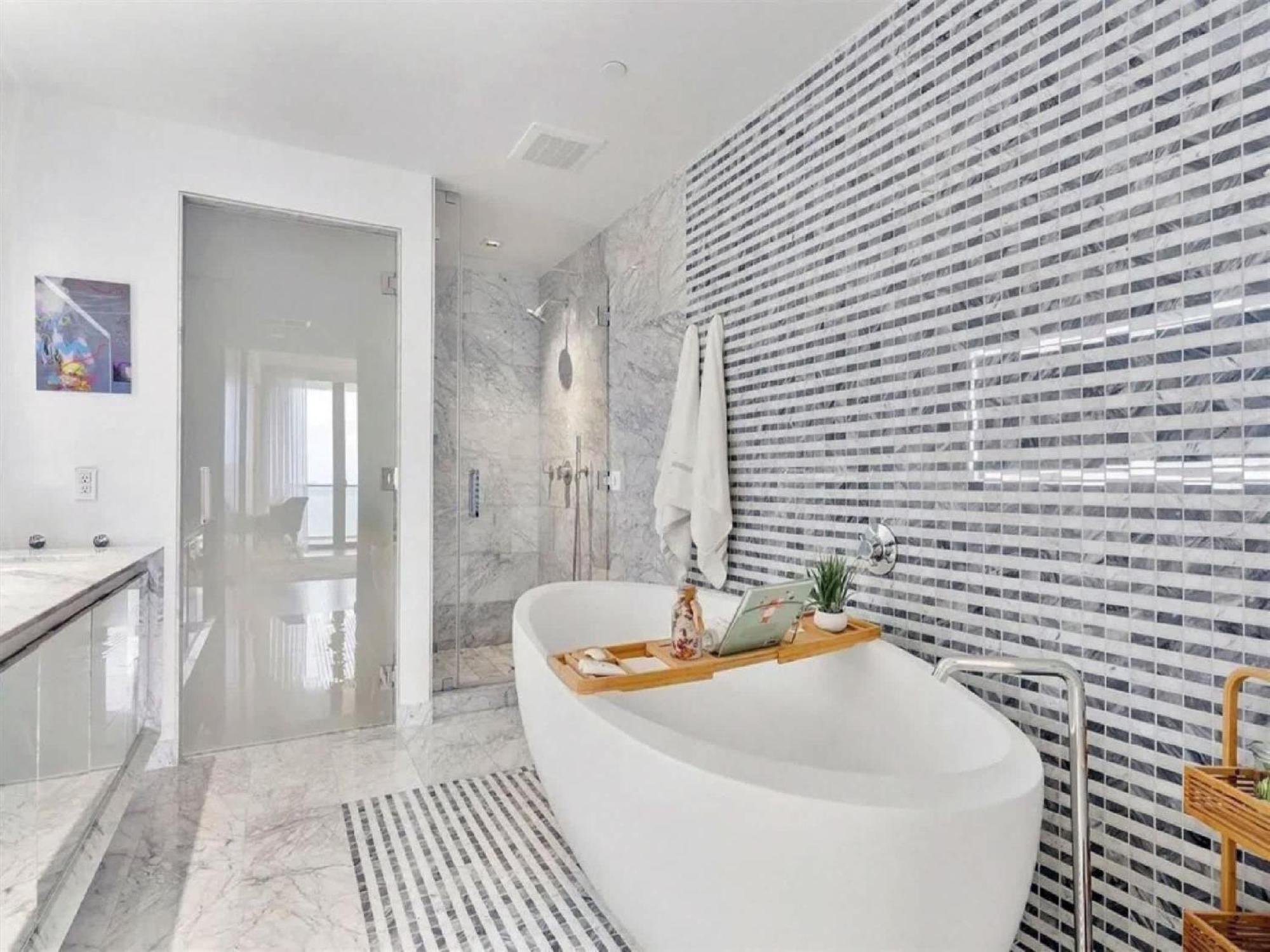 Apartamento Sky With Bay Views In Edgewater *