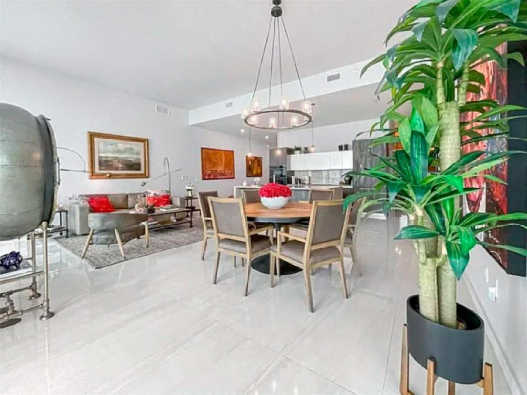Penthouse With Bay Views In * Miami