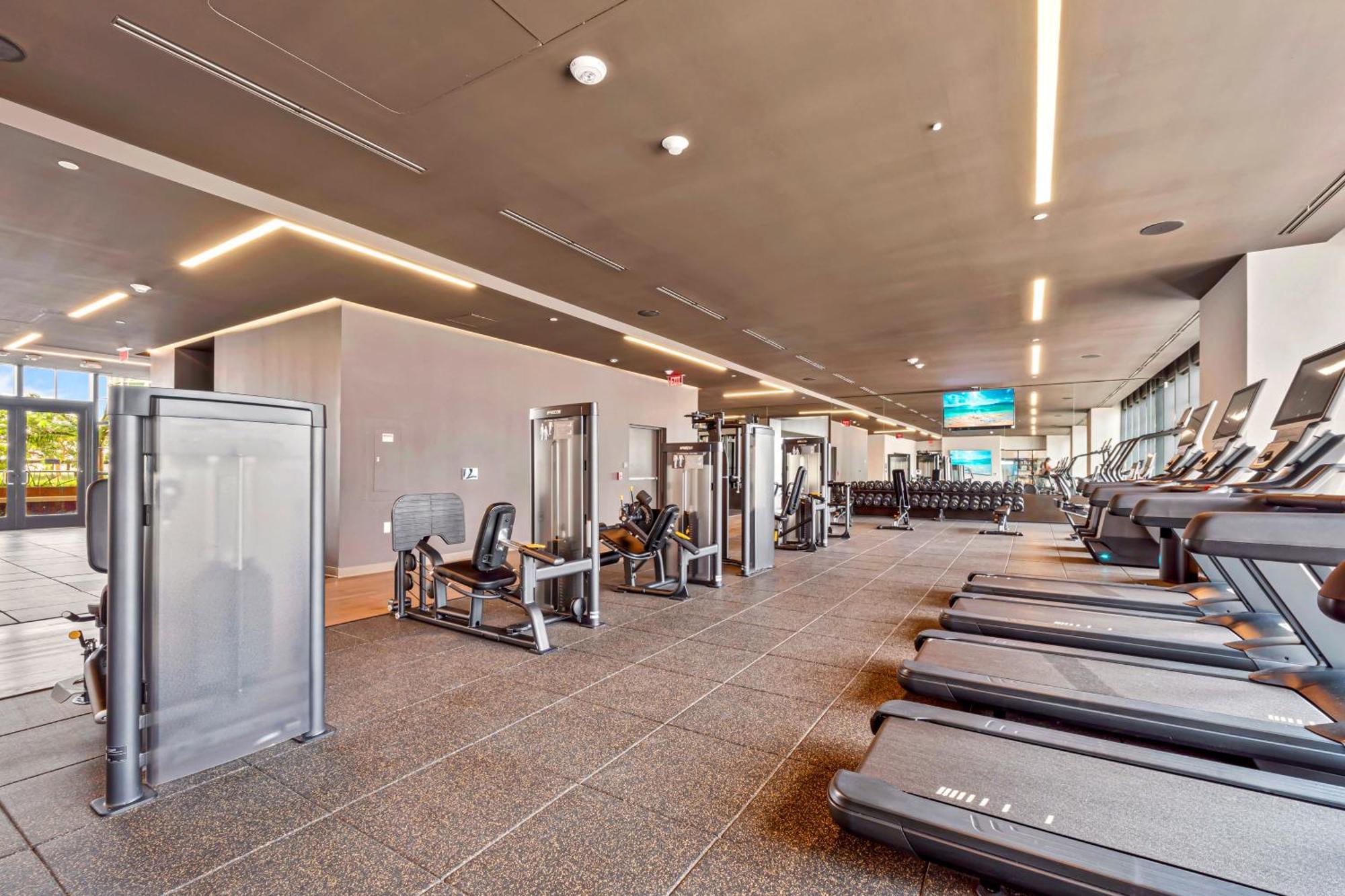 Ultimate Elegance With Panoramic Views Apartamento