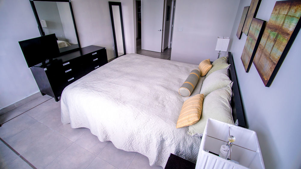 Brickell By Yourent 3*