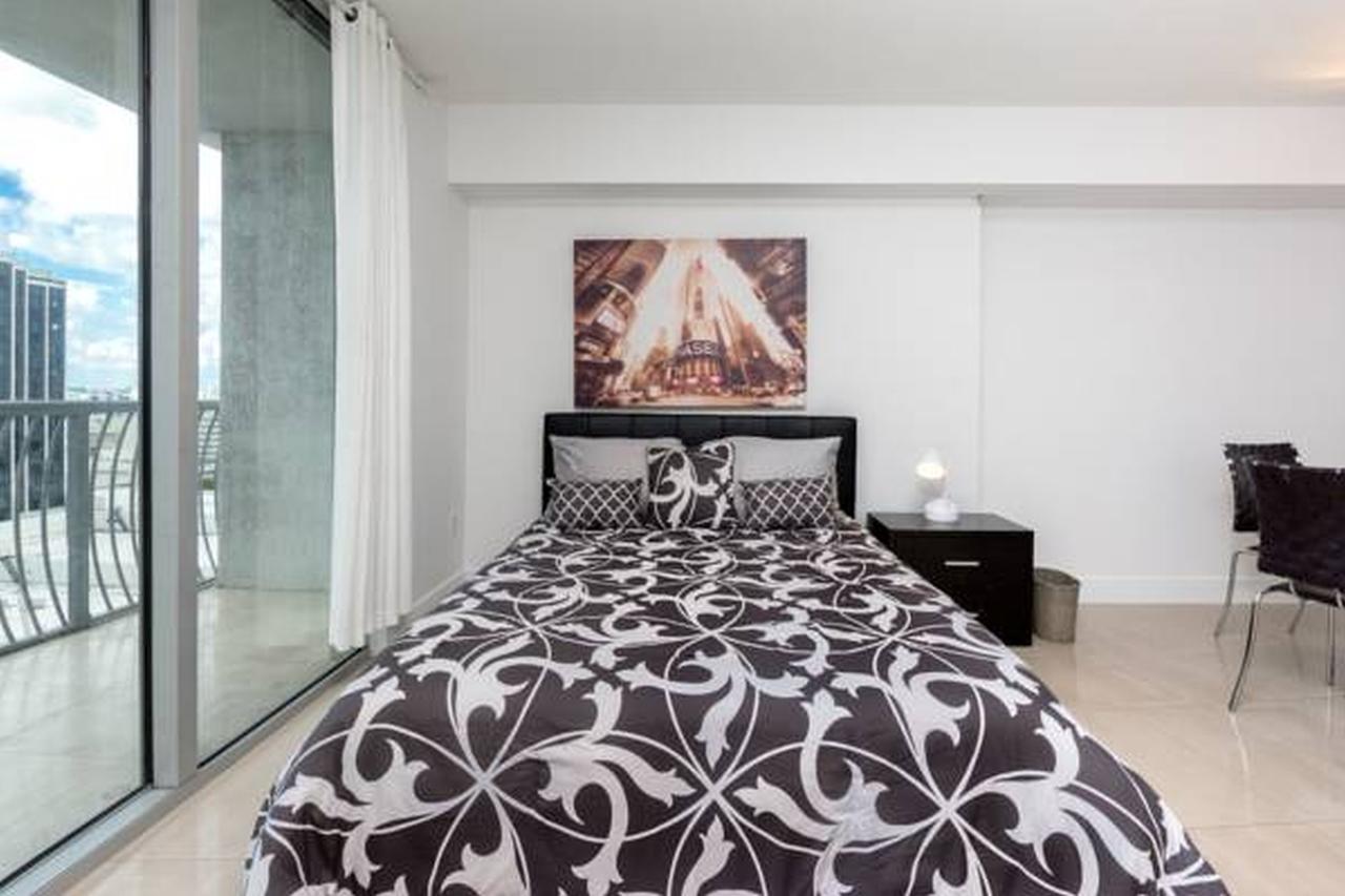 Apartment Opera Tower Miami