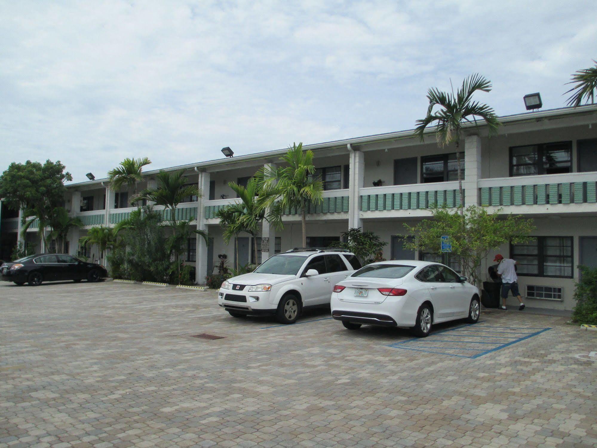 Shalimar Motel 3*