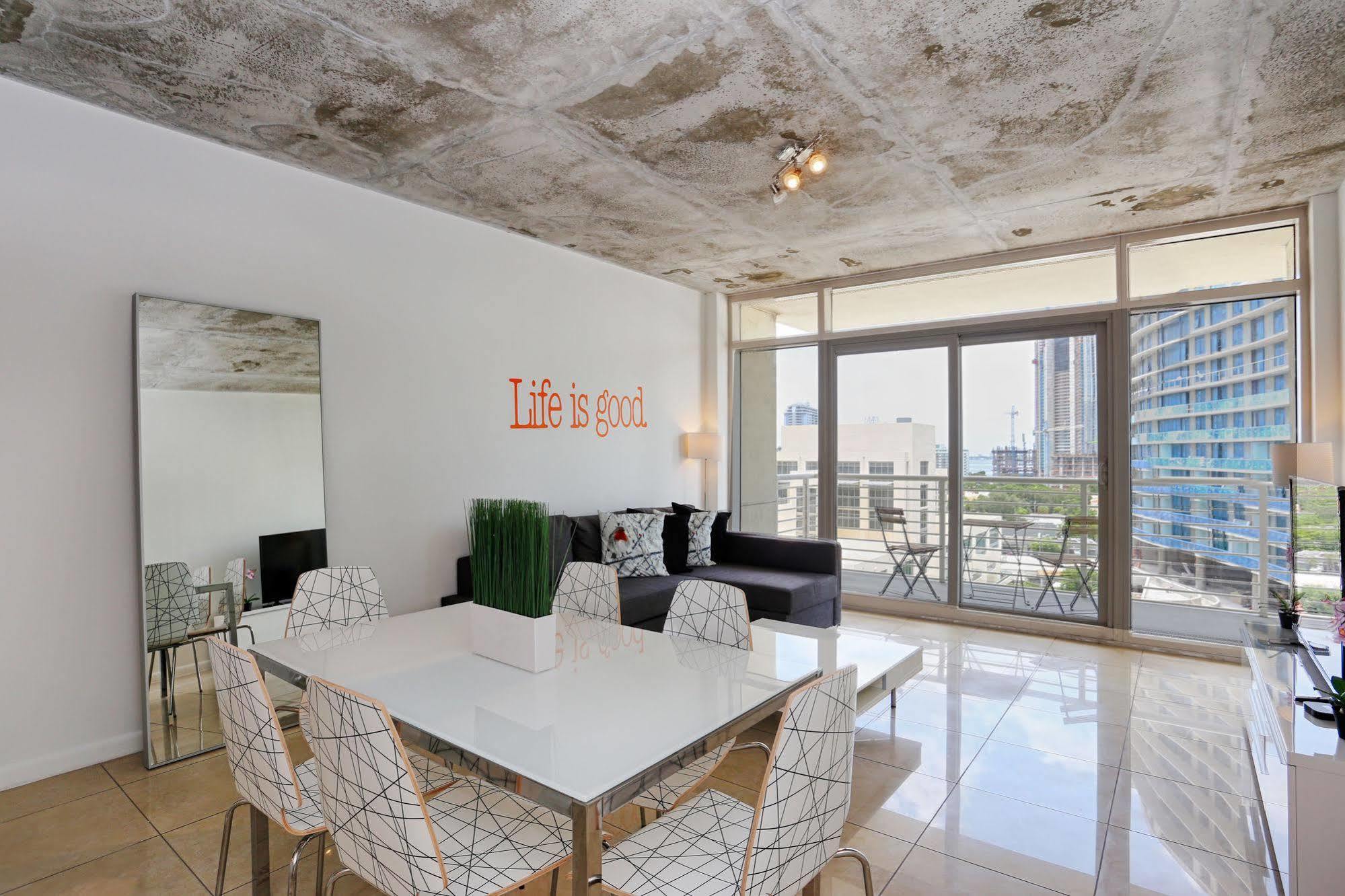 Sky At Midtown Apartamento