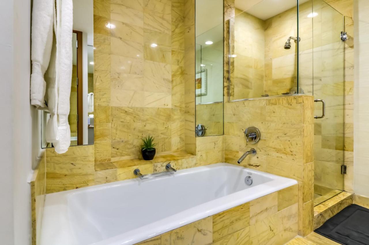 Luxury 3 Bedroom Full Service Holiday home