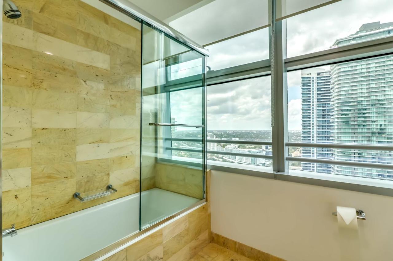 Luxury 3 Bedroom Full Service Holiday home Miami