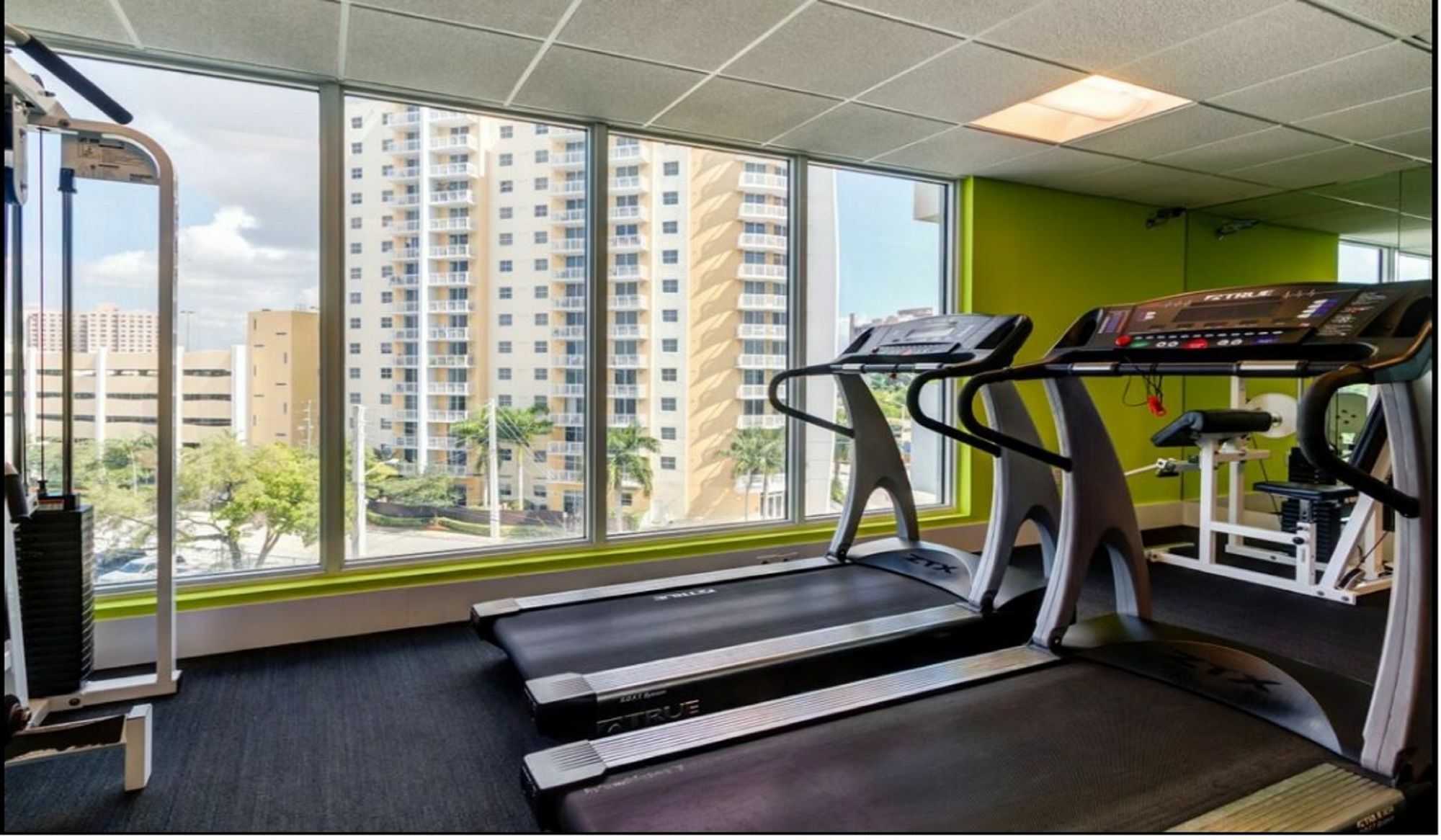 Riverfront Private - Nw 14th Ave Miami