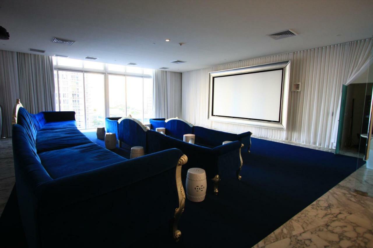 Luxury Waterfront In The Urban Oasis At Icon-brickell Free *