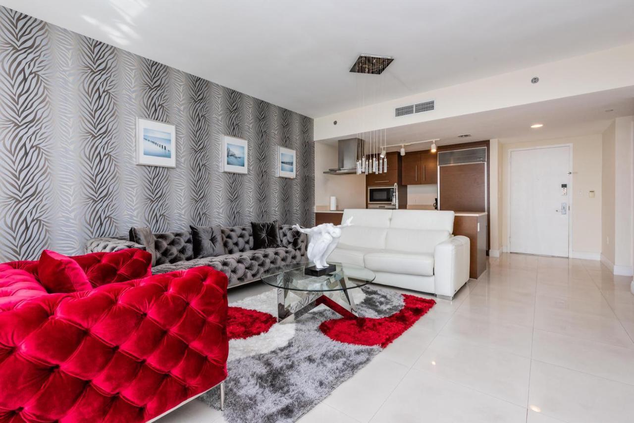 Business Lux Icon Tower Apartment Miami