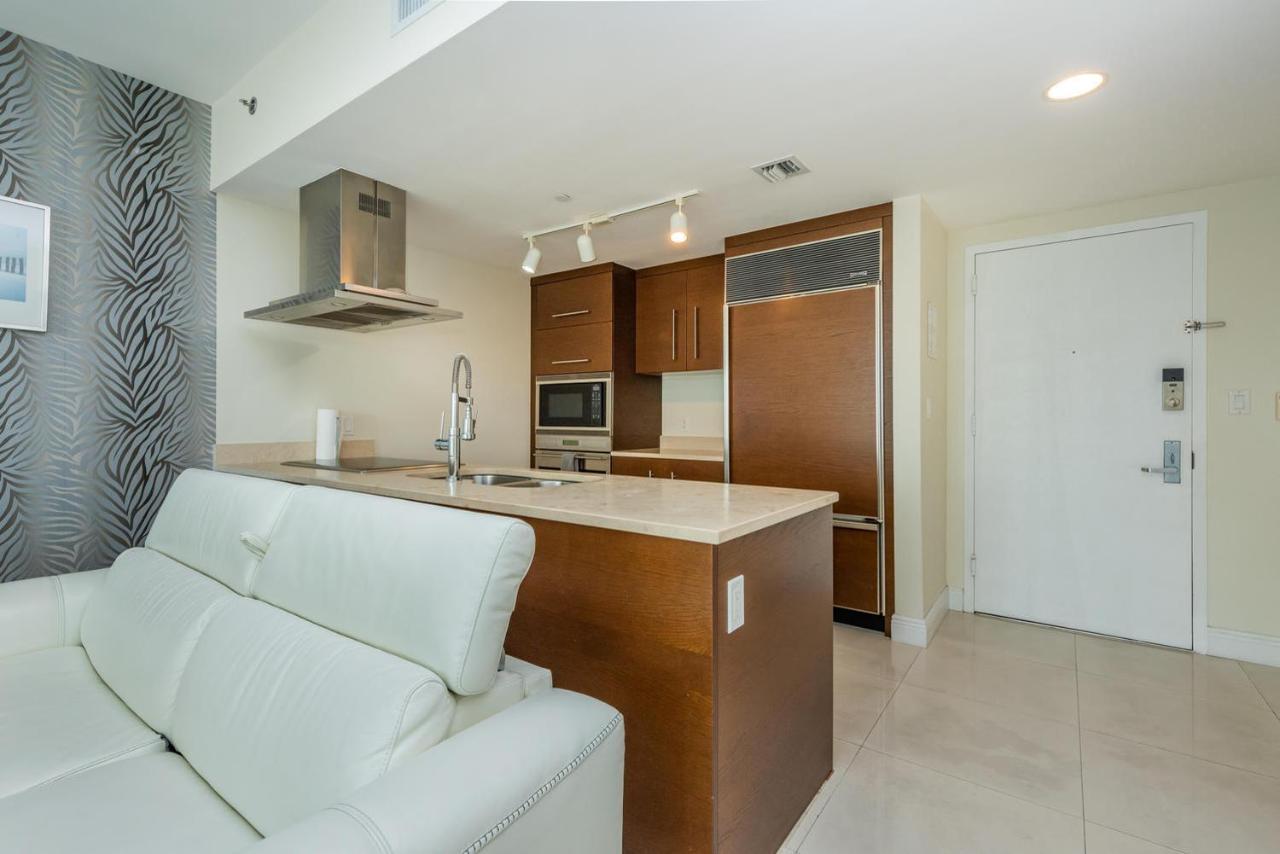 Business Lux Icon Tower * Miami
