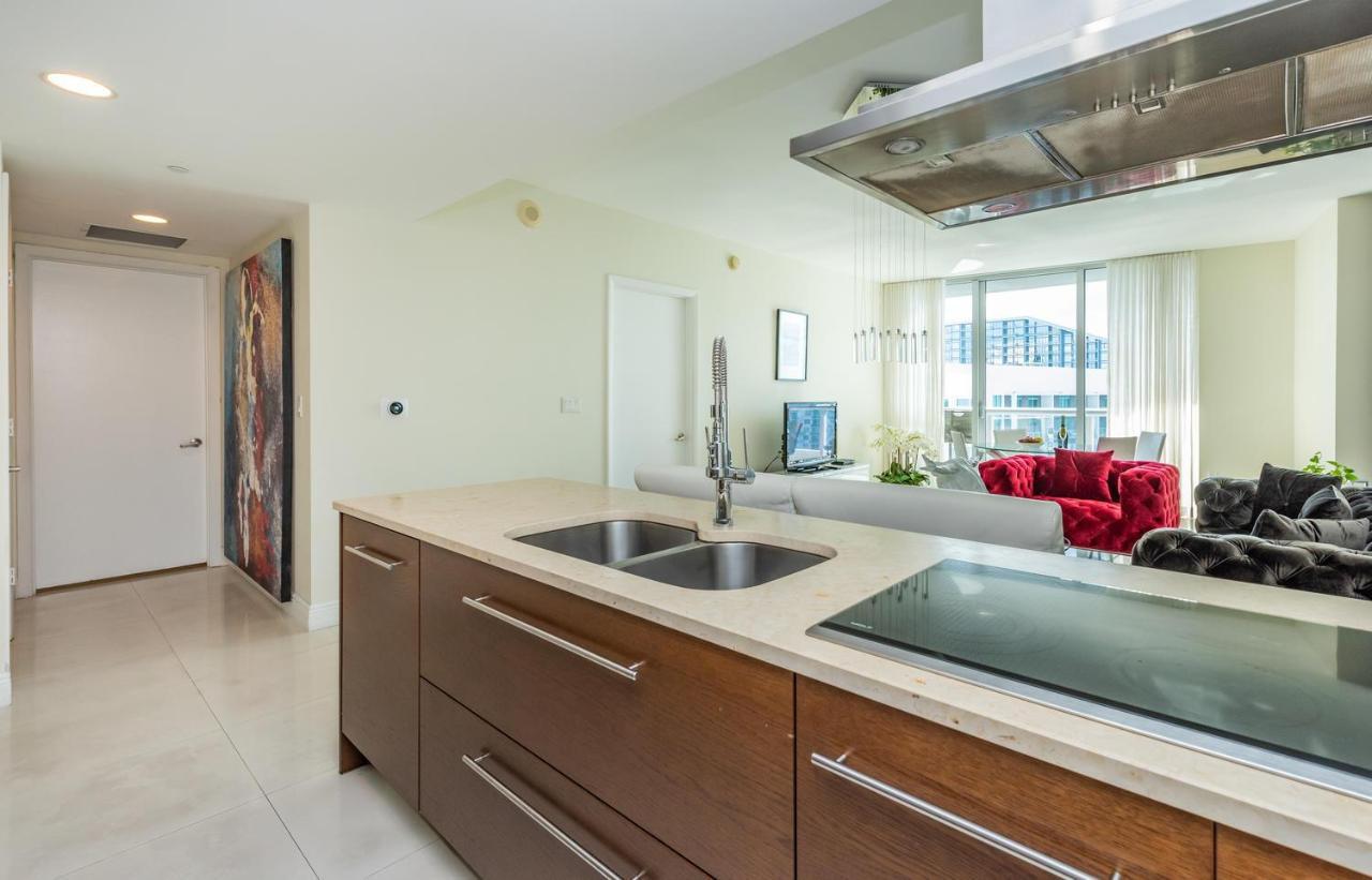 Business Lux Icon Tower * Miami