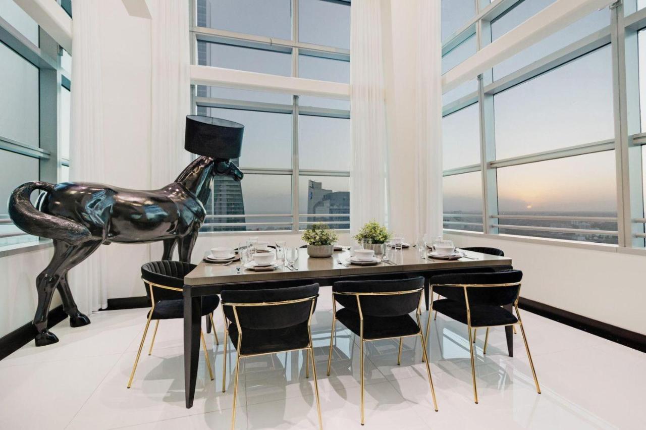 Conrad Brickell I Sextant Miami
