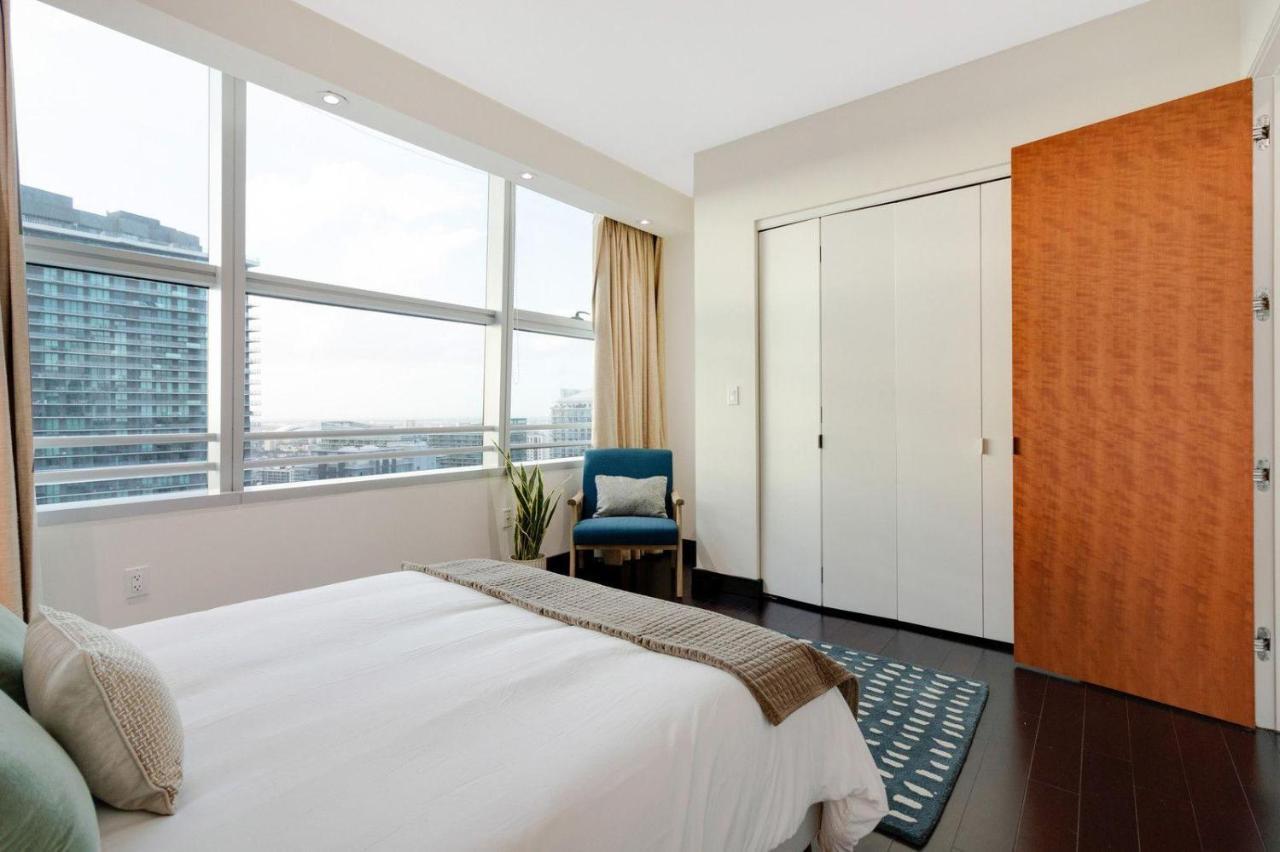 Conrad Brickell I Sextant * Miami