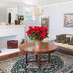 Cozy Aqua Private Suite With Parking