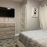 Modern Home, Great Location Miami-Wynwood Dwtn Mia
