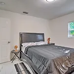 Pet-Friendly Miami House About 8 Mi To Beaches!
