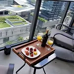 Gorgeous Upscale Condo In The Middle Of Brickell