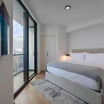 Amazing Apt With Panoramic Views Of Bayside