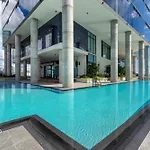 Apartment Breathtaking Views Near Bayfront Park