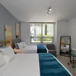 Lovely Midblock Building 1 Bedroom 1 Bathroom Apartment