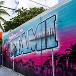 Unique Miami Art Escape W/ Hottub, Arcade & Murals