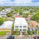 Wonderful 5 Min Walking To Design District Apt 8