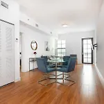 Downtown Miami 2 Bedrooms Apartment