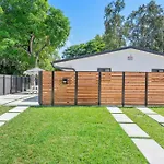 Miami Getaway Luxe Pool Garden & Courtyard