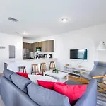If You Are Looking For Spacious This Townhouse Is For You