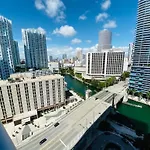 Icon Brickell Water And City Views
