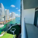Icon Brickell Water And City Views