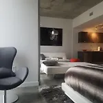 Downtown Miami Deluxe Apartment