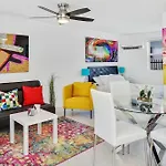 Colorful Studio In Wynwood By Sonder