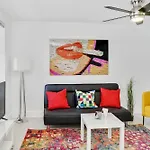 Colorful Studio In Wynwood By Sonder