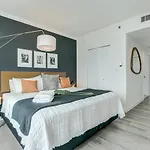 Icoconutgrove - Luxurious Vacation Rentals In Coconut Grove