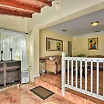 Quaint Central Miami Bungalow 10 Mi To Mid-Beach!
