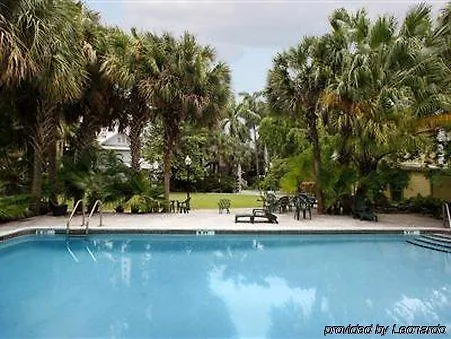 Miami River Inn