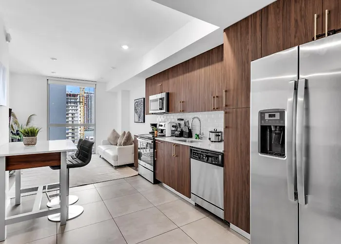 Prime Location 1-Bed Retreat With Free Parking