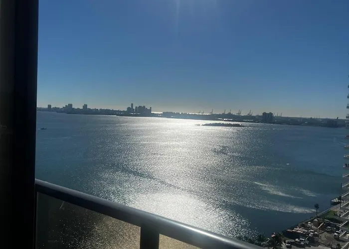 Penthouse 2 Stroy 2 Bedroom Water Views